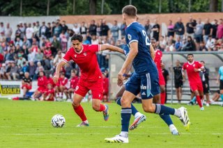 Théo Berdayes en action, lors de la 2ème mi-temps du match amical contre le Paris FC